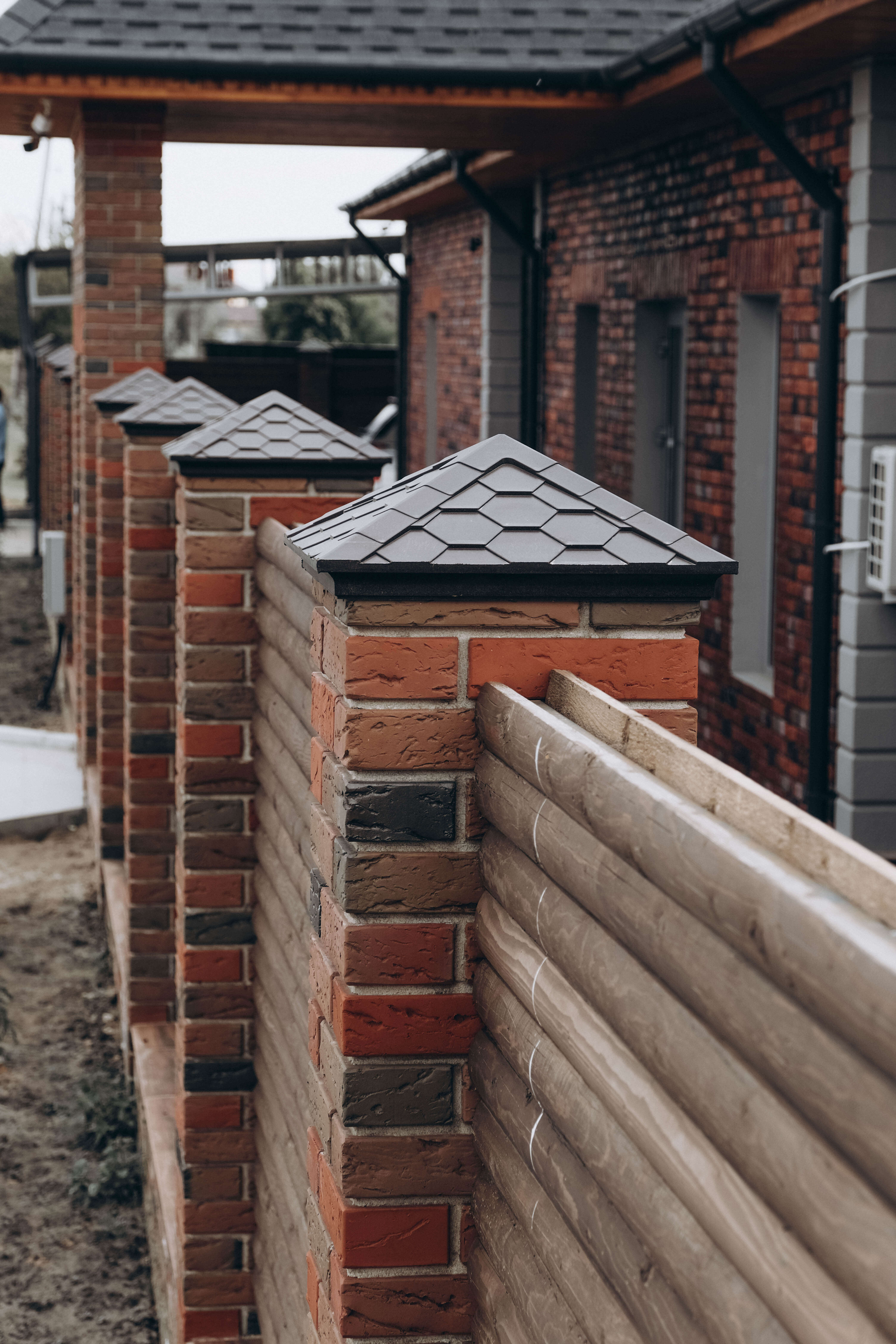 Колпак Zking Эверест Коричневый на столб 1.5х1.5 кирпича (390х390мм) в Уссурийске фото